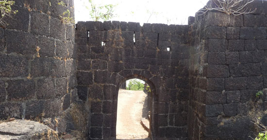 Jaigad and Vijaygad Forts